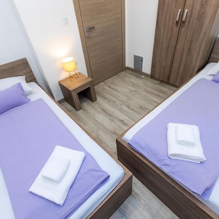 Apartments Maris Sveti Filip i Jakov Quarto foto
